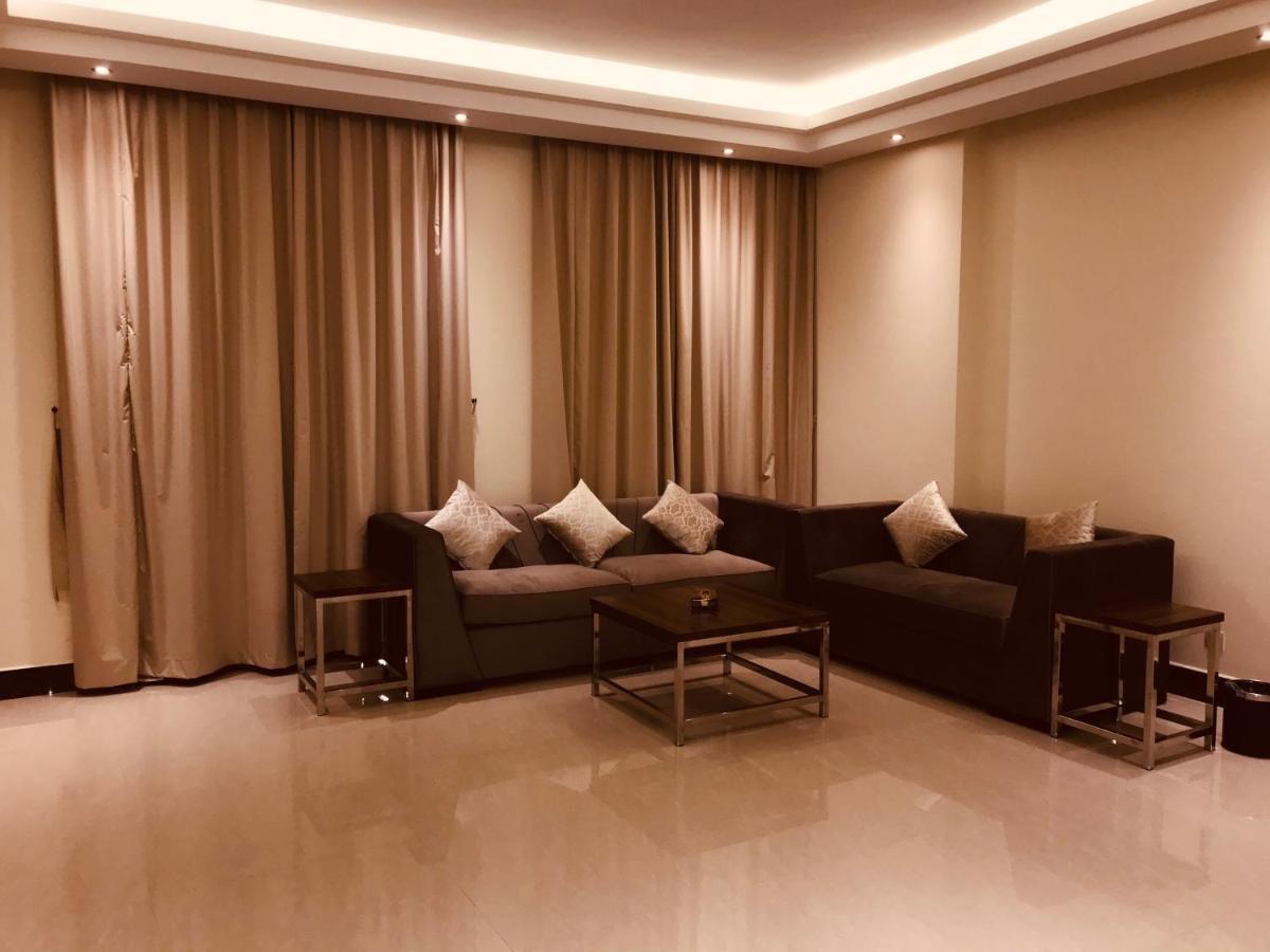 Makarem Residence - Hotel Apartments Эль-Хубар Экстерьер фото